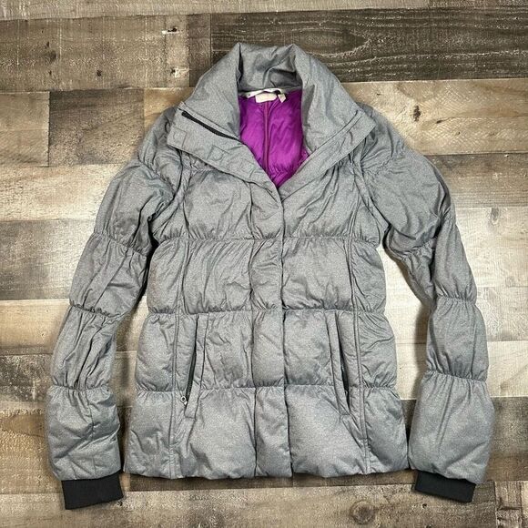 Athleta Women’s Size XS Limber Convertible Puffer Jacket and Vest 2 in 1 Grey - Picture 1 of 9